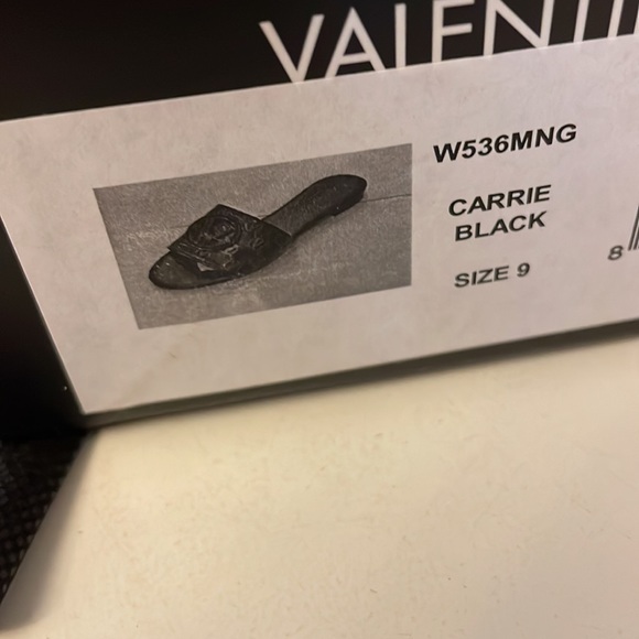 VALENTINO Carrie black Leather Slide Sandals Size 9 - Picture 5 of 5